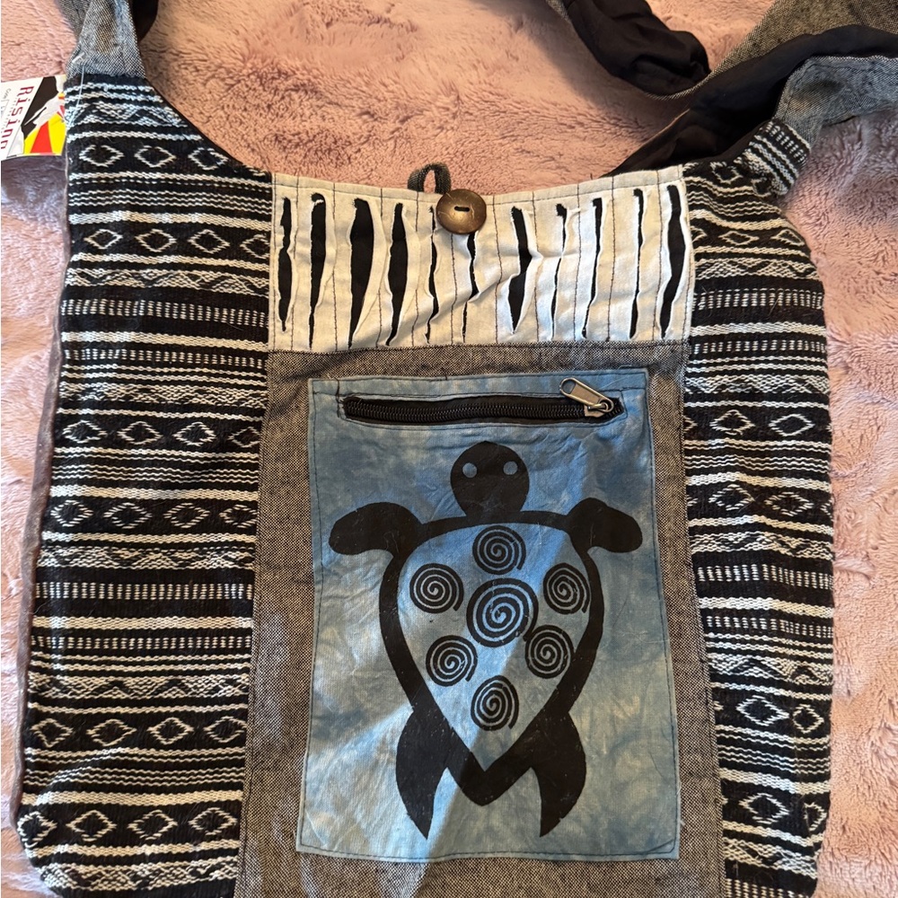 Tribal Patterned Turtle Shoulder Bag